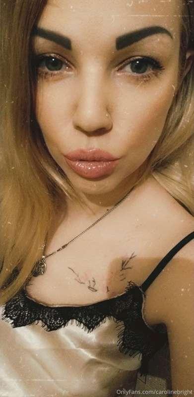 I'd kiss you and then I'd go lower. 🔥😈🍆💦
