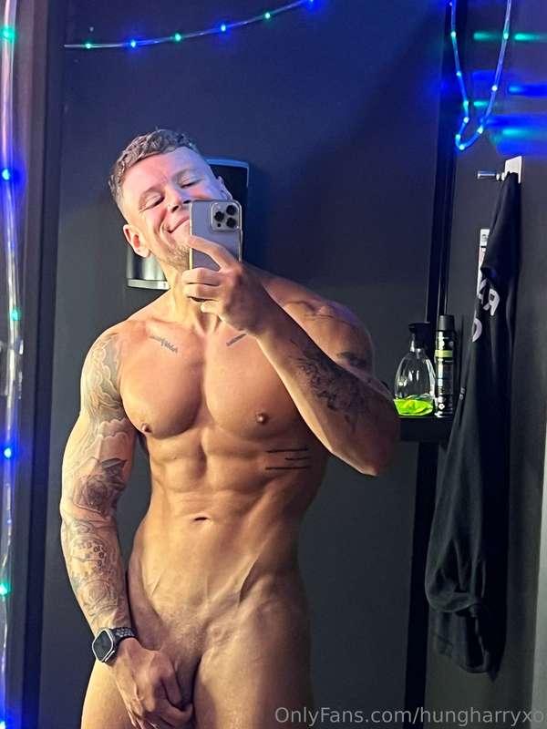 Ready to make your day better? Let me start now 😏.