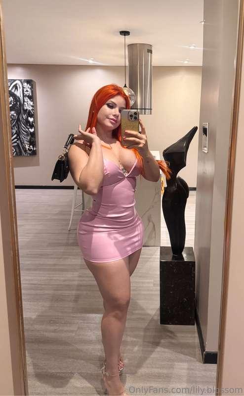 POV u ask me out for a date...what should i wear?? But i als..