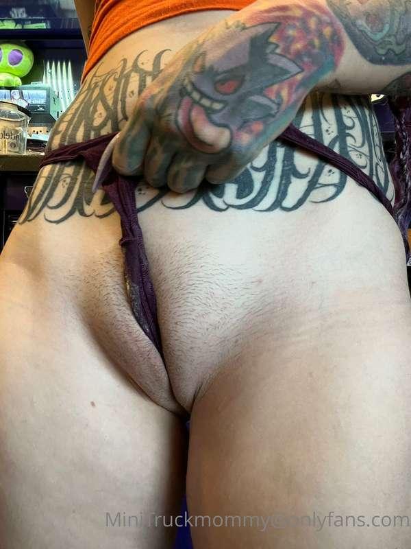 I’m selling panties if anyone wants a pair lol 💕🫶🏻