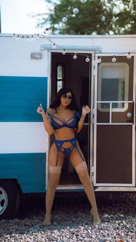 This shade of blue on me is 🔥