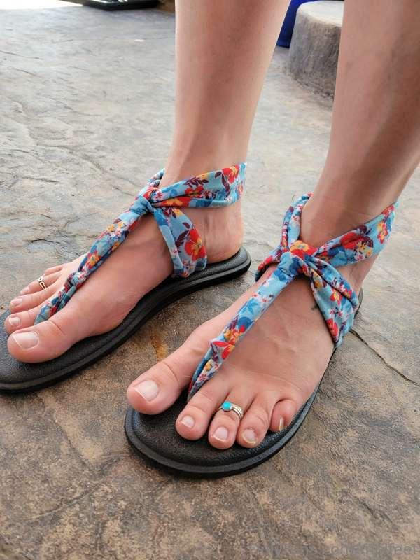 💐👣🥰