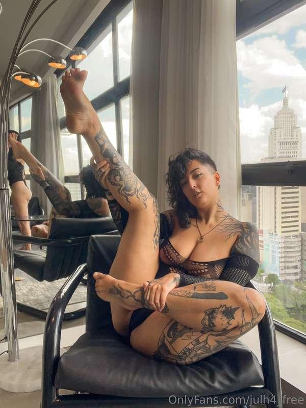 # Tip me your dick size in inches 😈 let’s see 👀