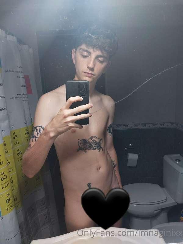 Hey! Do you have any plans for this weekend? Just DM me 😜