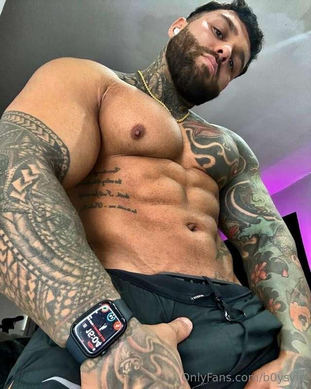 I have a big and heavy dick🍆 would you eat full it? Can you?..