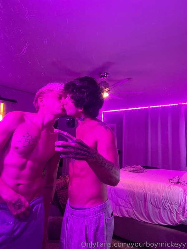NEW vid releasing TN THE COLLABS YALL BEEN WAITING FOR !! CU..