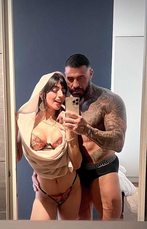 A few mirror seflies but he fucked me senseless 😈