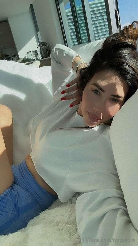 Come cuddle with me 🫶🏻