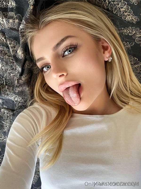 Heey! I heard you like blondies.. but i’m not sure if you ca..