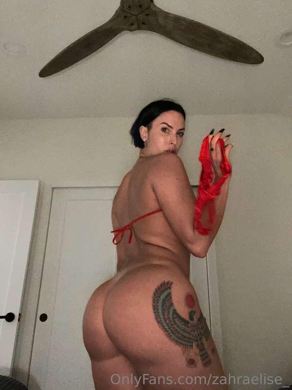 Feeling extra spicy tonight. Let's chat and cum baby.