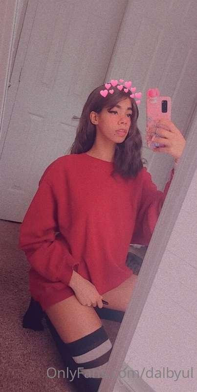 Thigh highs and big sighs 💭