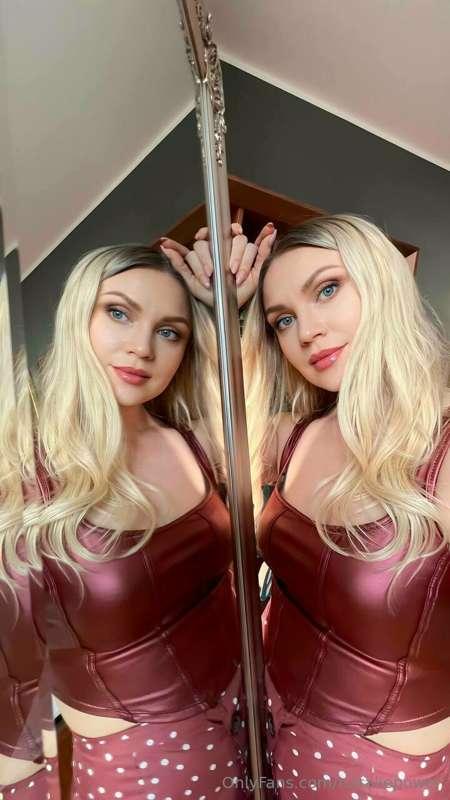 you know what will be wild?? two of me treating you like roy..