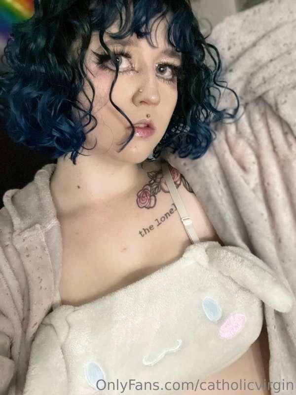 I look so fucking adorable!!!!💕🐰