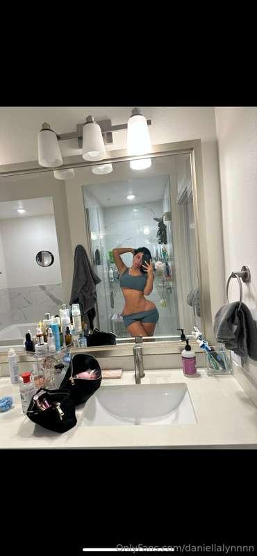 daniellalynnnn image #0