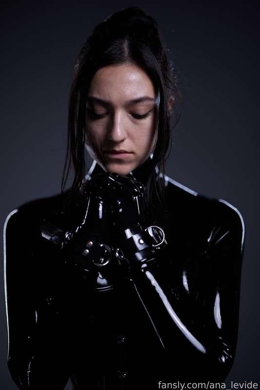 ana_levide image #215
