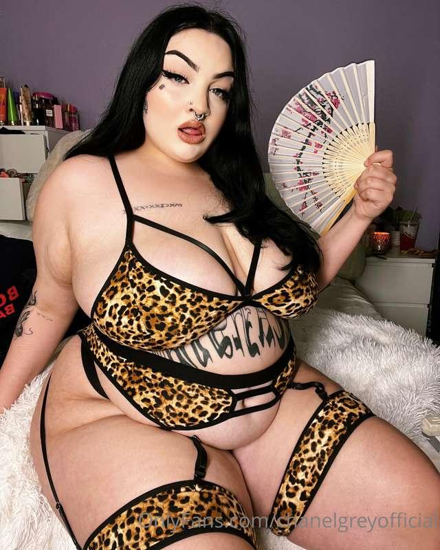 Tip to buy me new lingerie 🙈🌶