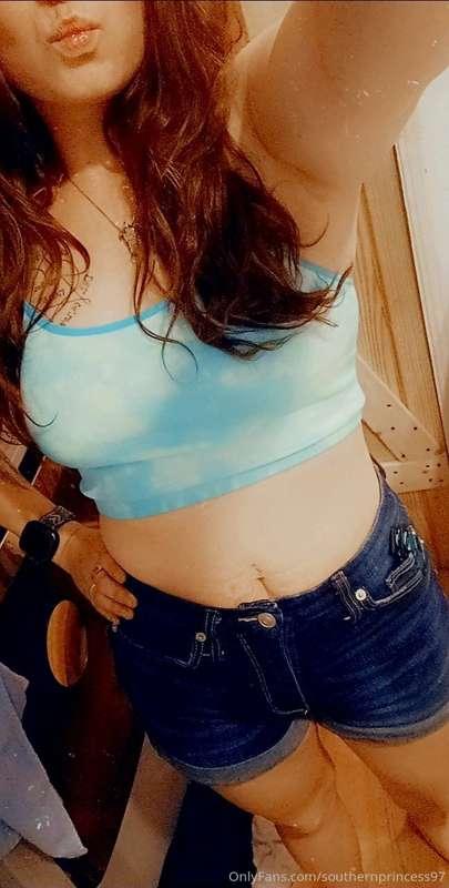 Bootyful in blue 💙 

Sorry been sick. Haven't posted in a wh..