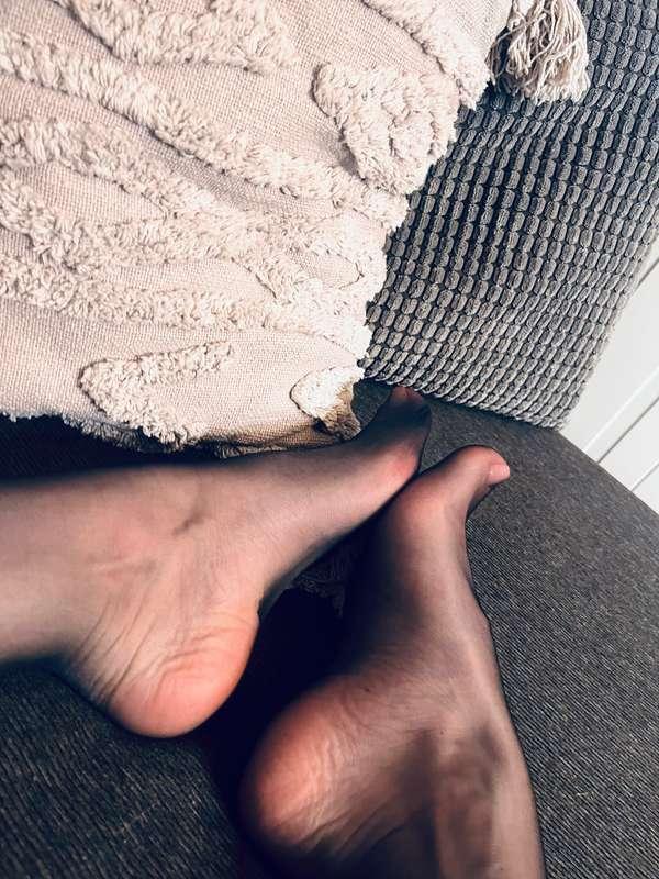Do you like your cock in my arch?