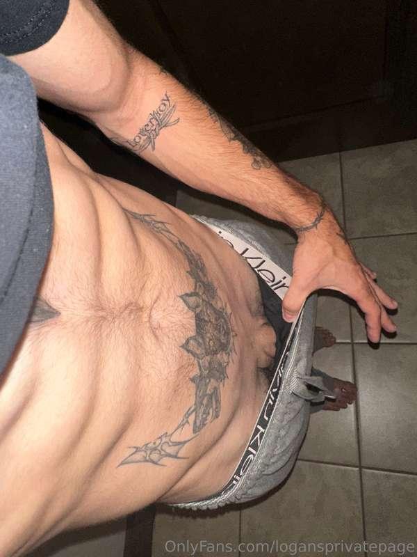 Message me I wanna play🤤