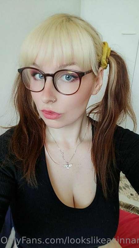 huomenna matskua mun uusissa asuissa jotka saapu tänään 👀💕💕💕..