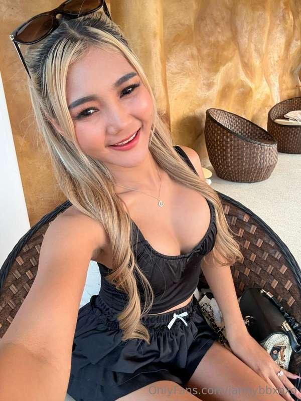 I can be naughty for you 