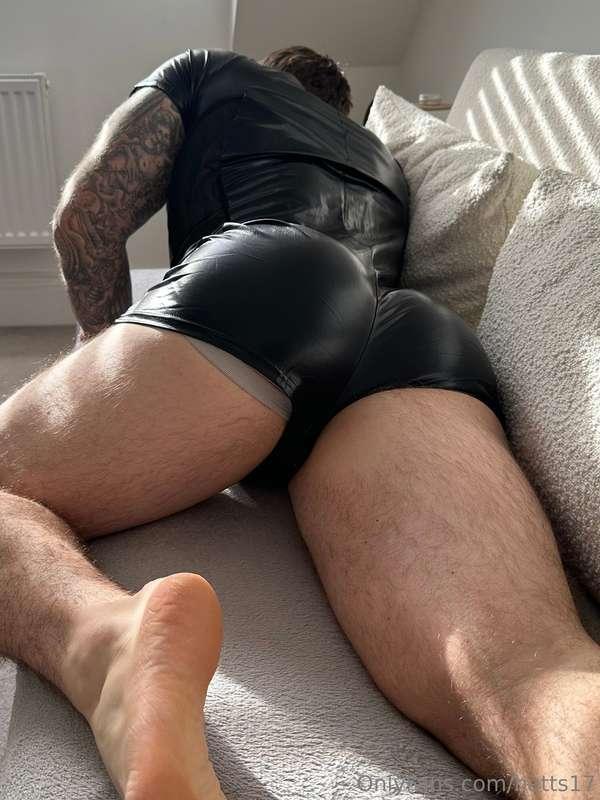 Good morning leather fans! Currently this could be the bigge..