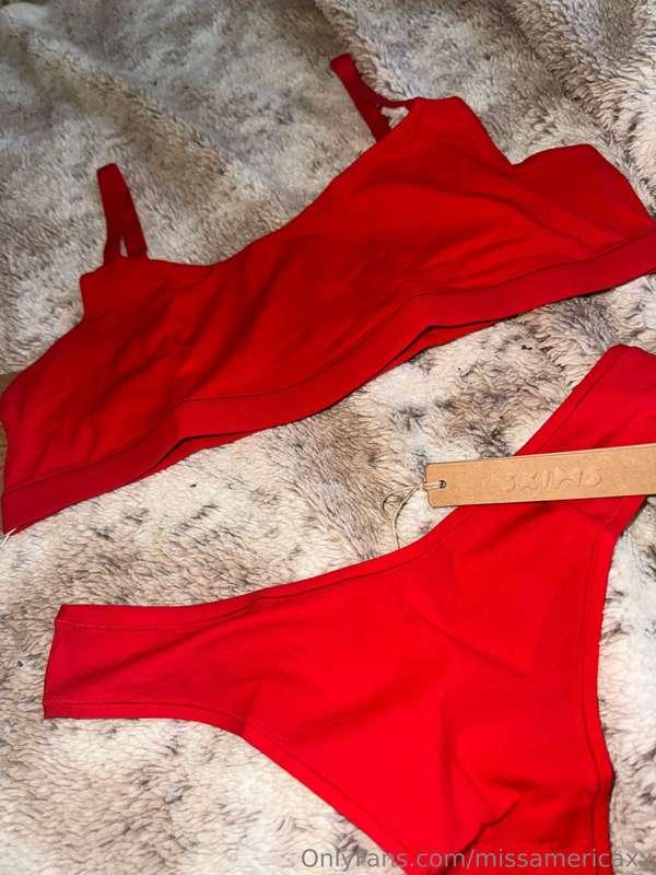 New SKIMS (Kim Kardashian) sets in RED for new content this ..