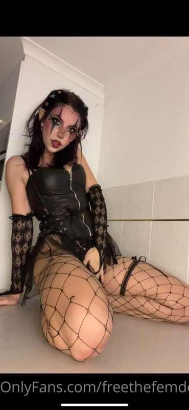 @thefemdomfairy