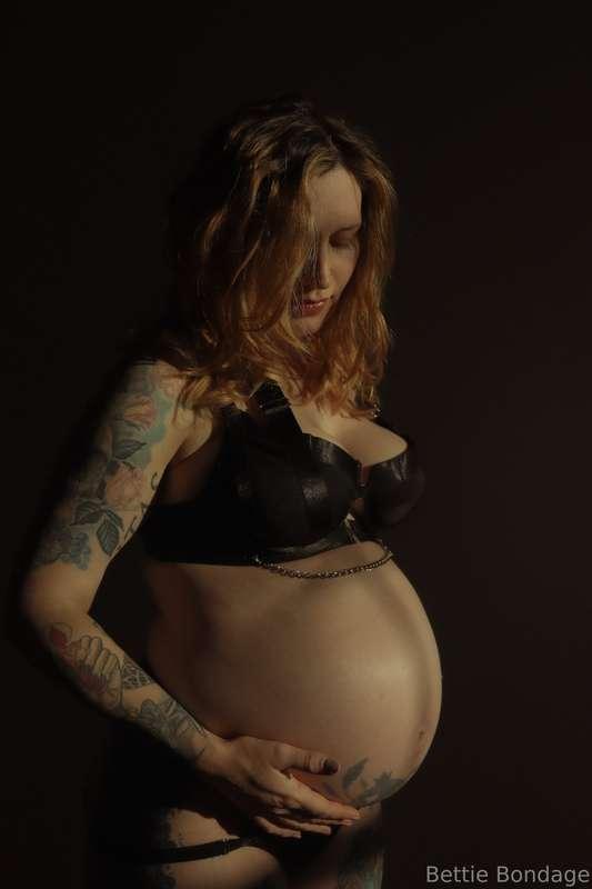 bettie_bondage image #10