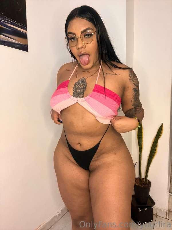 let's chat? 📩