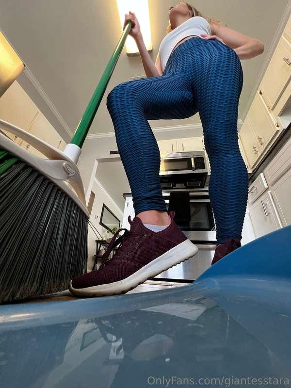 giantesstara image #0