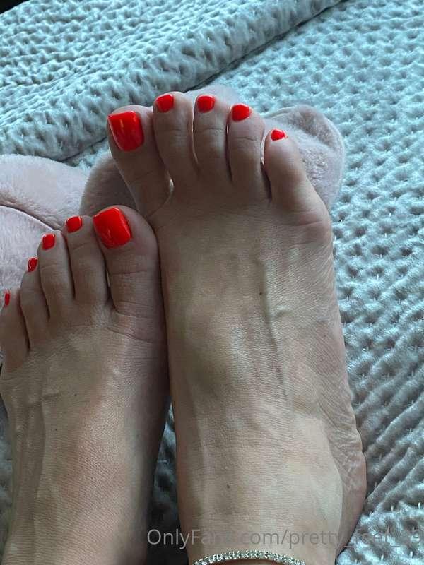 Red Mars that’s the name of my new nails colour!  Have a goo..