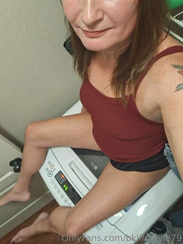 Yall joined me with laundry today! So many loads to do. I ha..