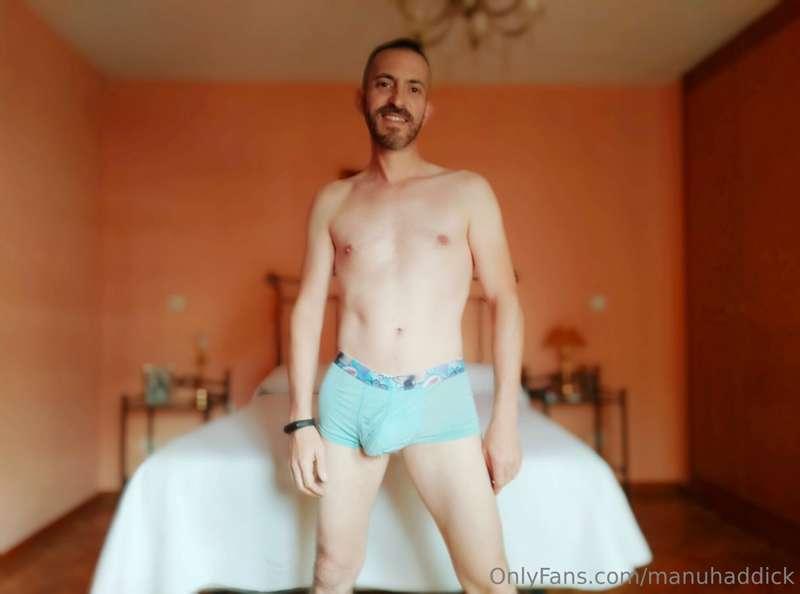 Buy my undies 
Just tip 70 under this post and i Will send t..