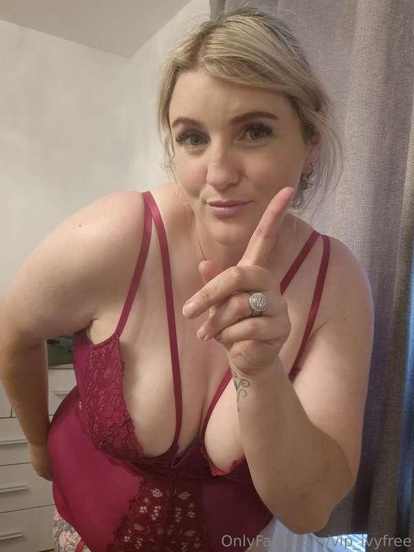 Don't leave a girl waiting....you naughty boyDM me and let's..