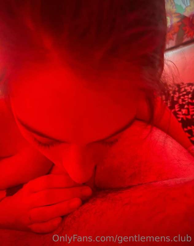 Hello and welcome to our page @daddynprincess69 🔞 what would..