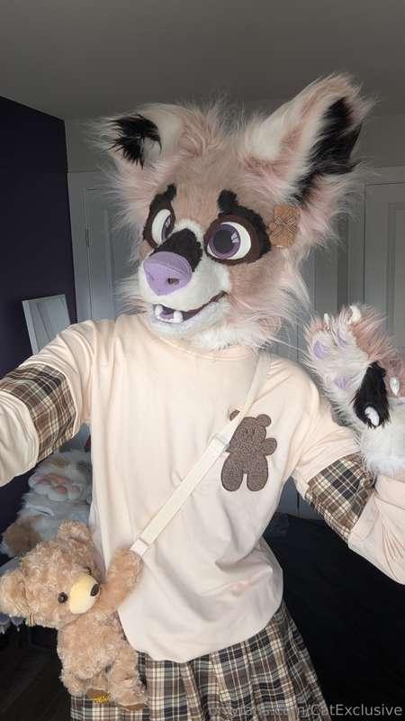 couple more selfies of this cute lil oufit heheh~ 