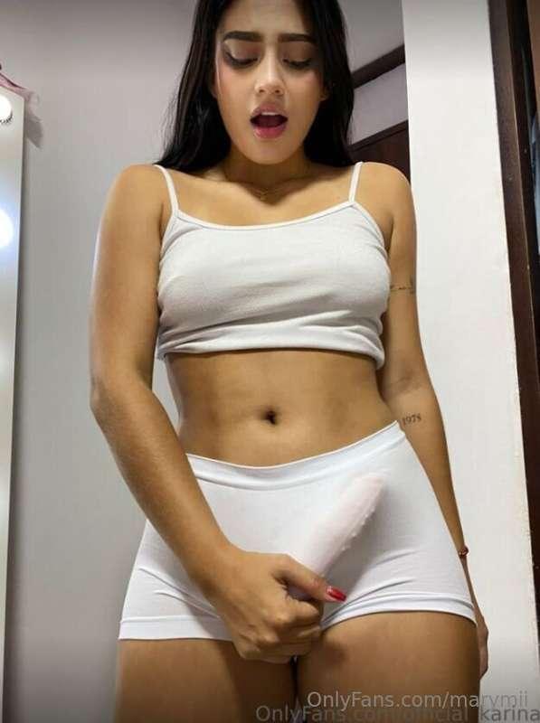 🔥FREE SUB🔥@official_karina IS WET RIGHT NOW💦👅 My girl @offic..