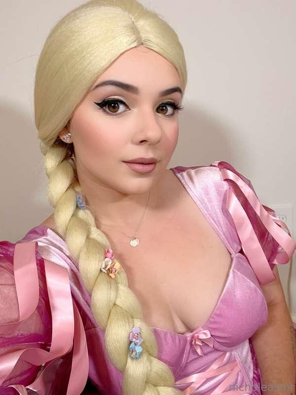 Behind the scenes of my Rapunzel video 