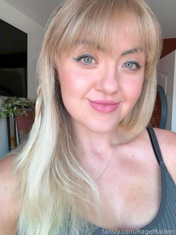 Good Morning! 

Sending you all my love! 