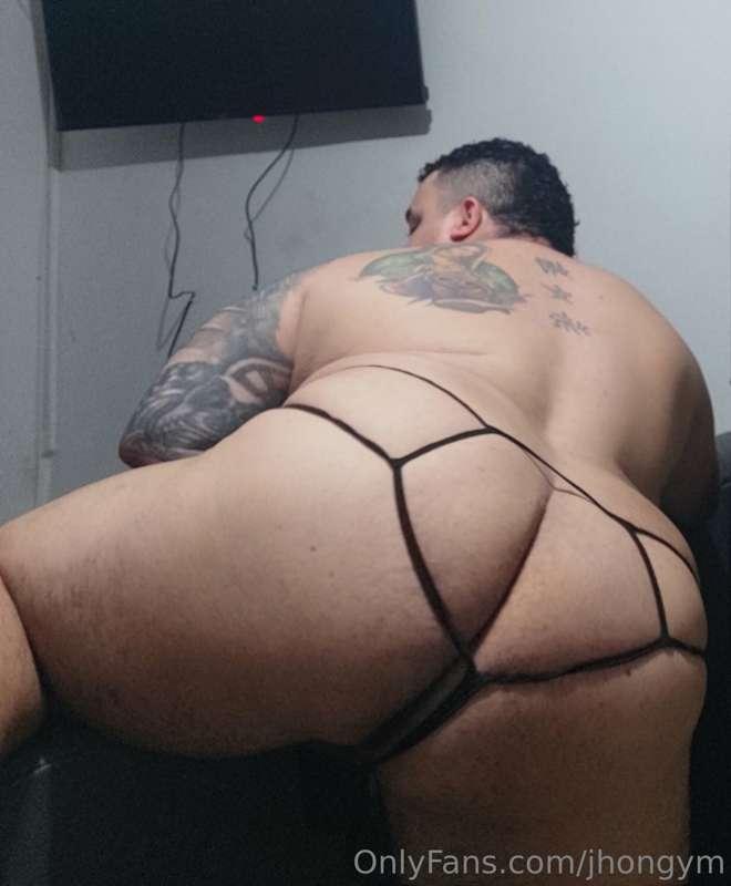 Running my thong and having it shoved up my side.