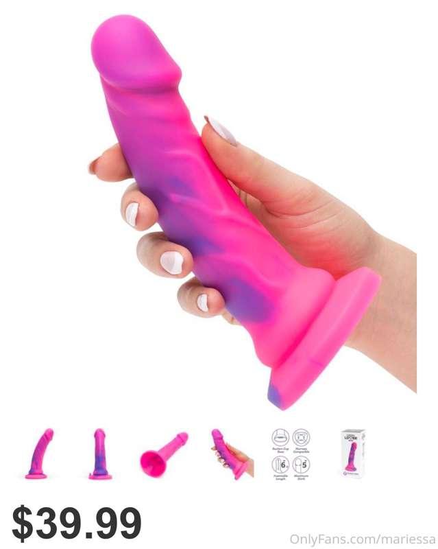 Hey! Happy humpday 😘 
Hope you’re having a good week so far ..