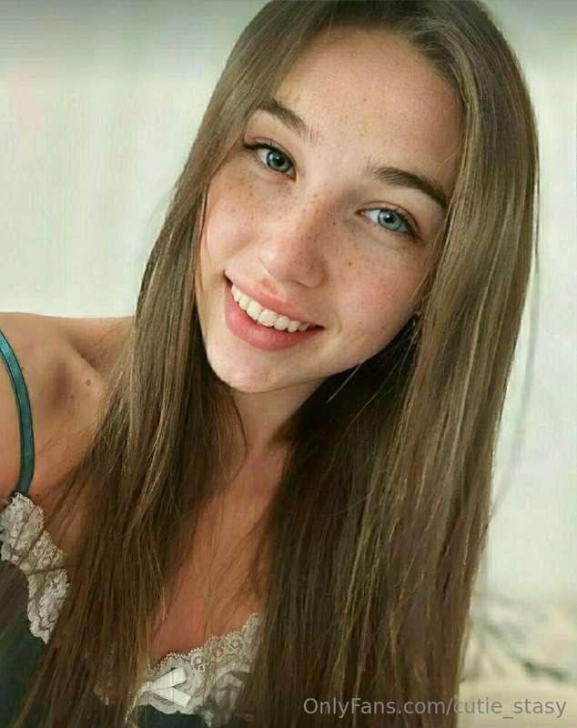 ⚠️The hottest student @aminashy 🌶just started her sex life a..