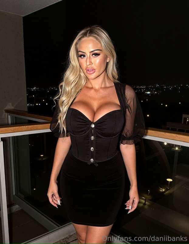 Every outfit’s a tease when I wear it like this