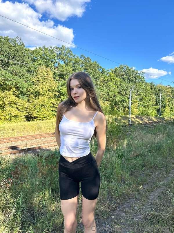 Hello 🌙I’m Masha — I don’t play for fun, I play to make you ..