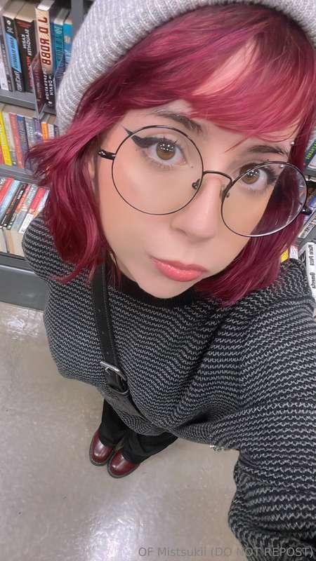 Feeling a lil horny today.. what type of content would you c..
