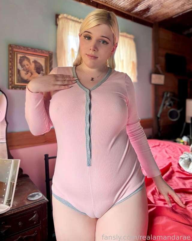 realamandarae image #0