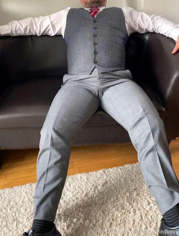 thesuitedboss image #0