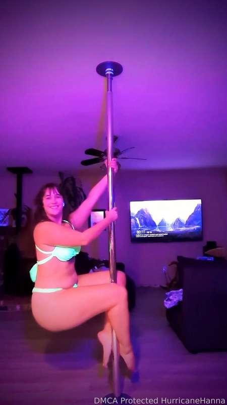 For my spice lovers. 🥰 I just love dancing and being creative. 

#pawg #dancer #thick 