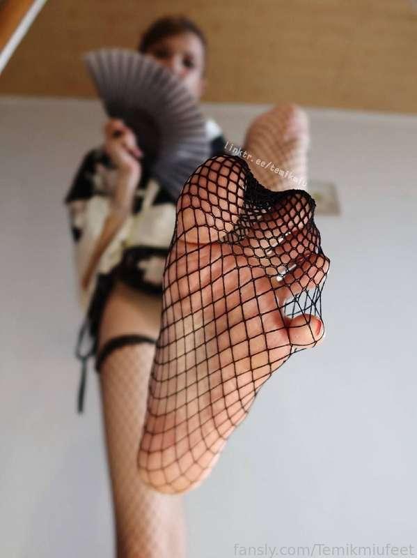 temikmiufeet image #2